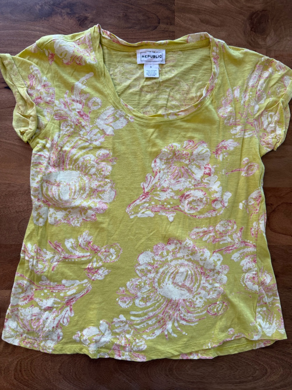 For The Republic Chartreuse Short Sleeve Tee w/ White & Pink Floral Print Small